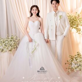 Cách bố trí ảnh cưới trong phòng ngủ