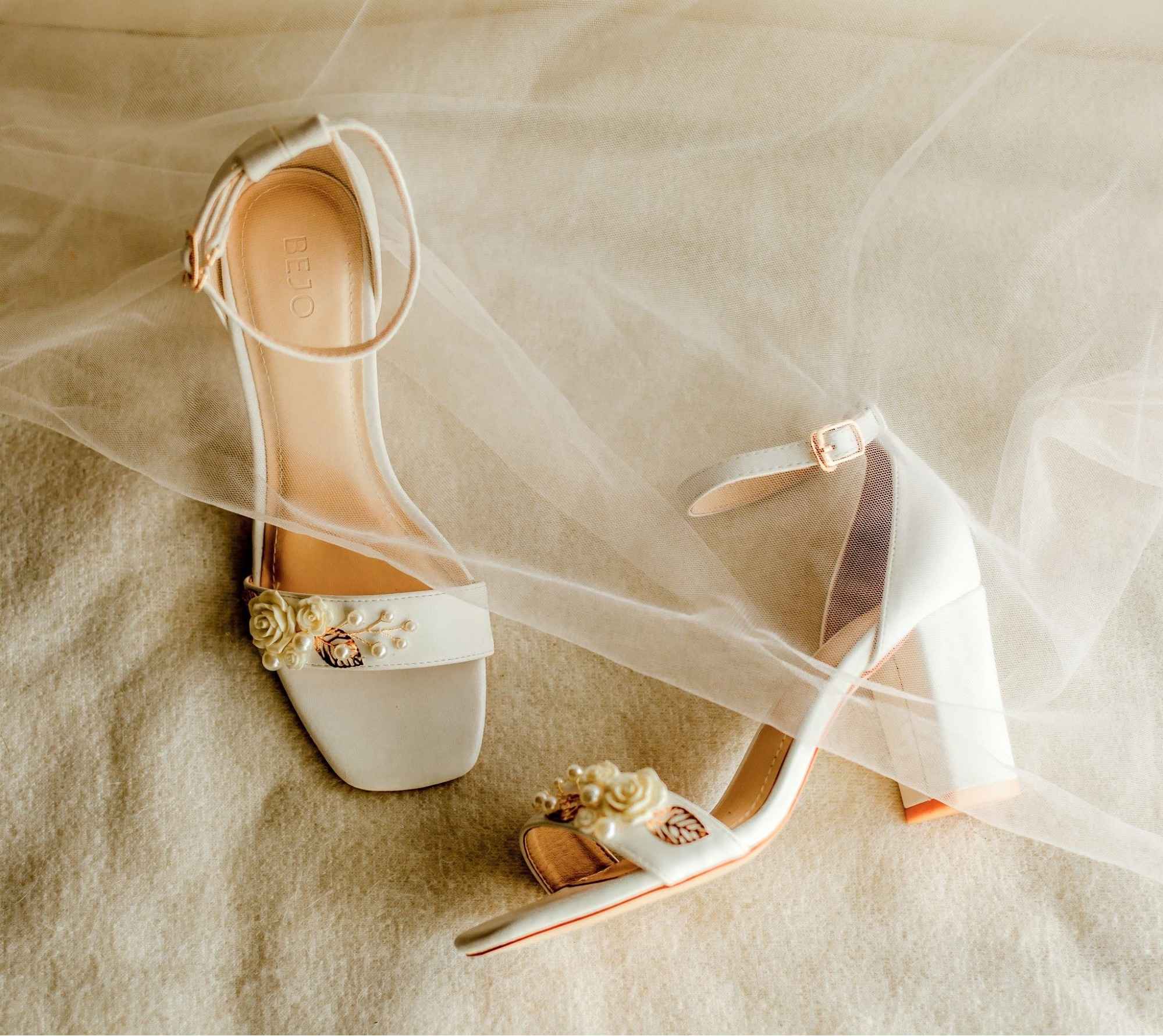 Giày cưới sandal đế thô