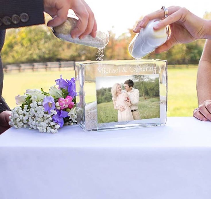 Rót cát tạo nên nghi thức đám cưới mang dấu ấn riêng