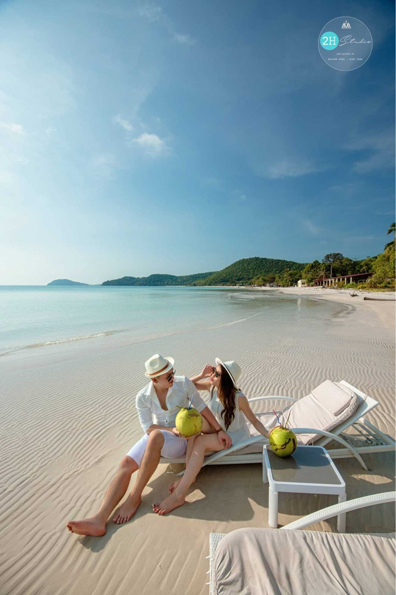 Đồ đôi chụp ảnh cưới biển
