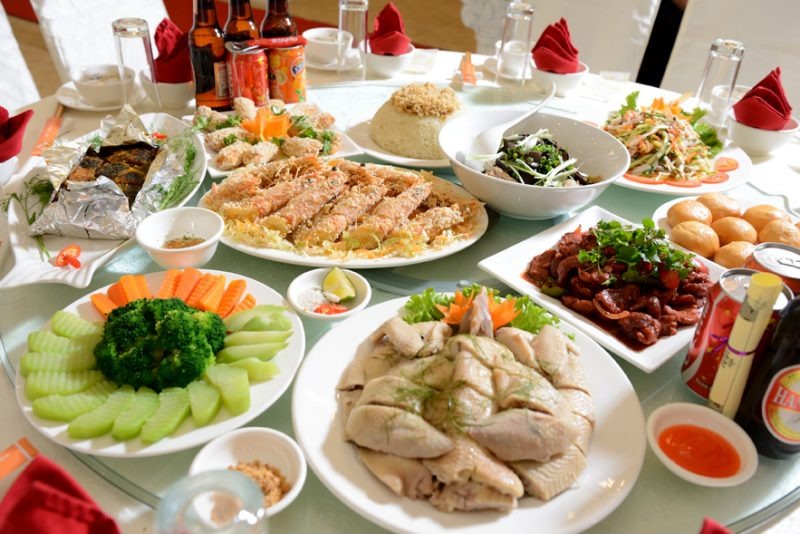 Thực đơn đám cưới tiết kiệm nhưng vẫn sang trọng