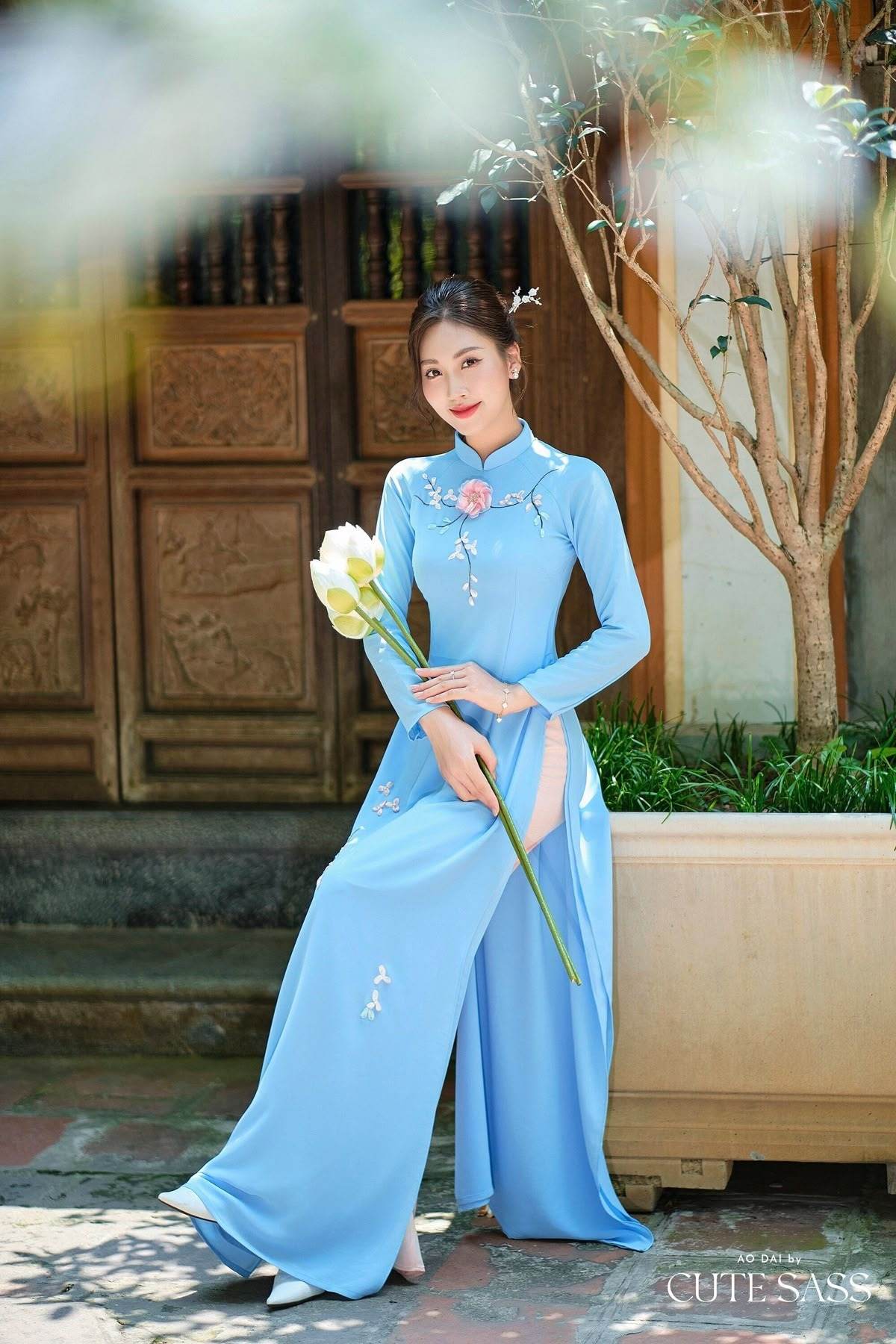 Áo dài cưới màu xanh da trời