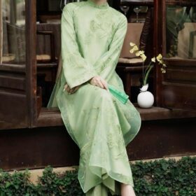 Áo dài cưới màu xanh lá cây