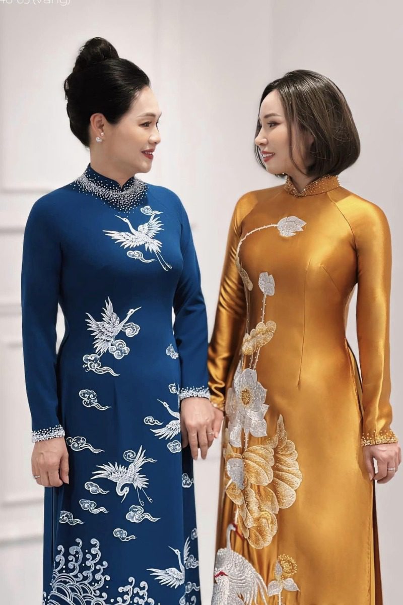 Mẫu áo dài đồng điệu