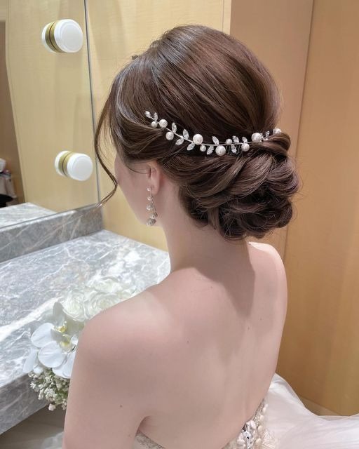 Tết tóc cô dâu kiểu công chúa