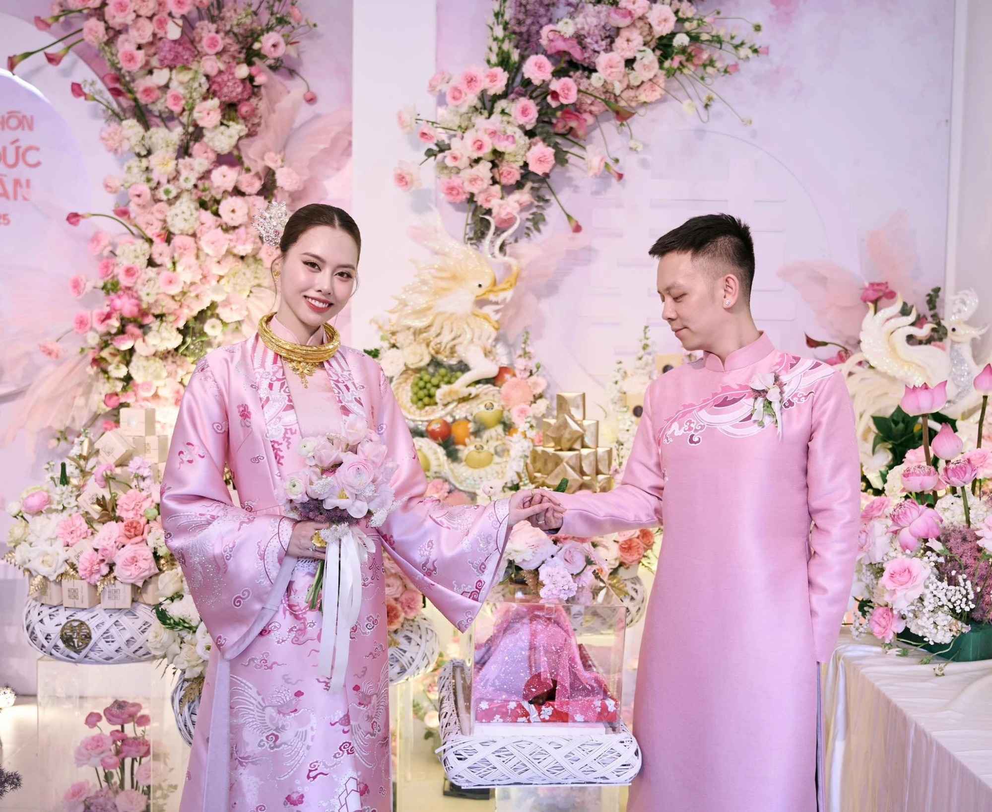 Ra mắt họ hàng
