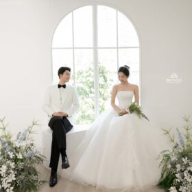 cách cười khi chụp ảnh cưới