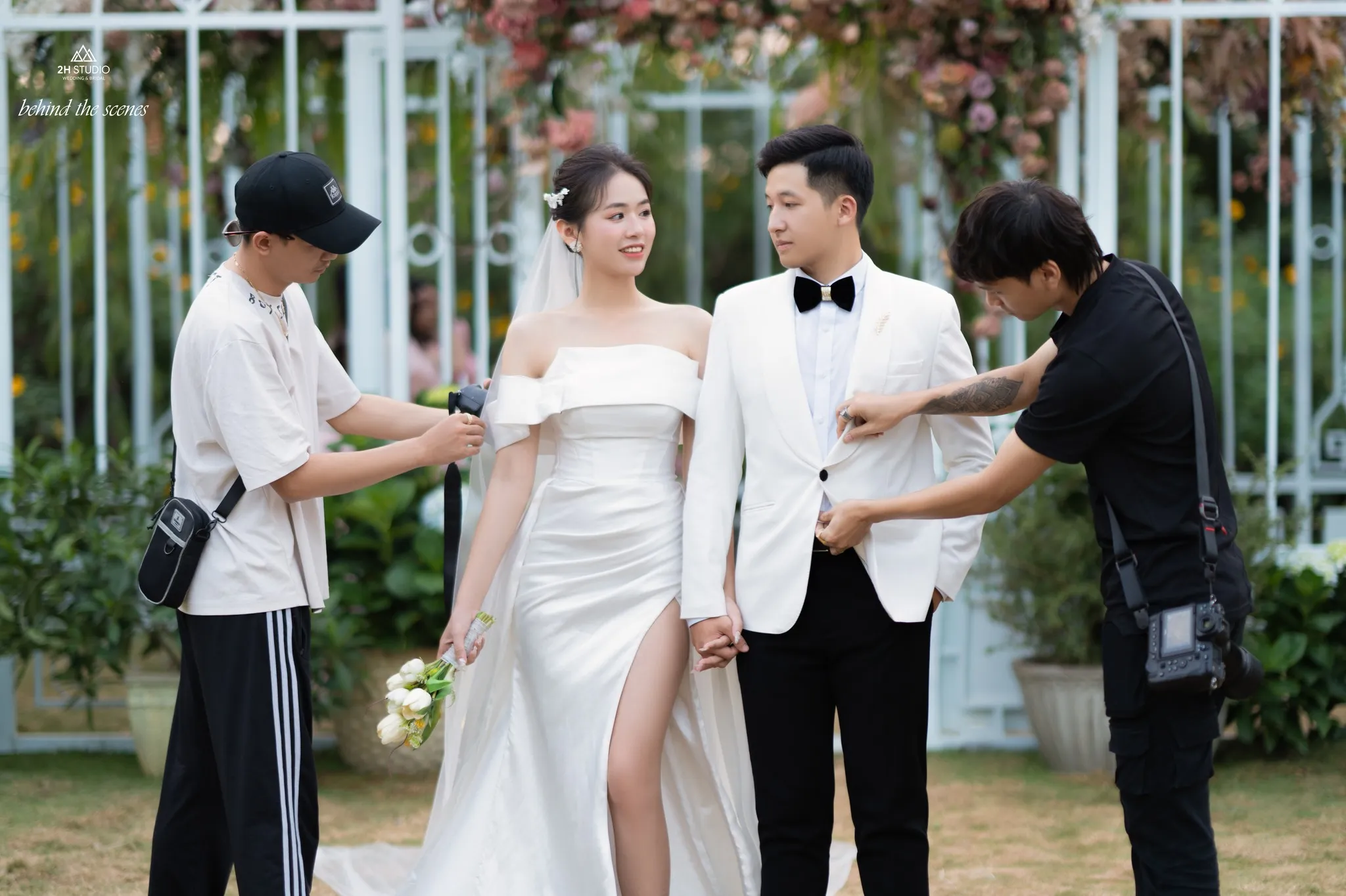 đội ngũ 2H STUDIO