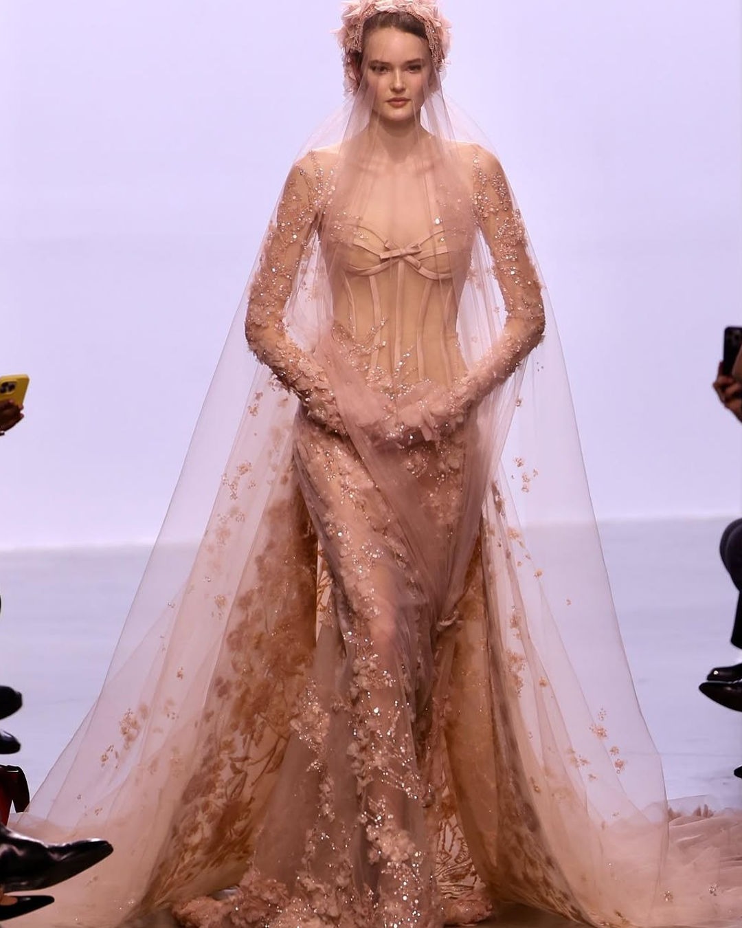 Nhà thiết kế Elie Saab