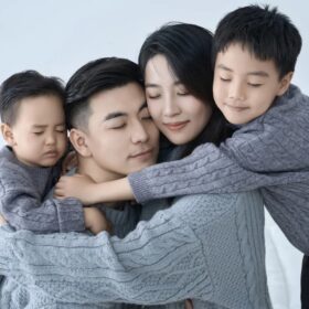 Có nên chụp ảnh cưới có con