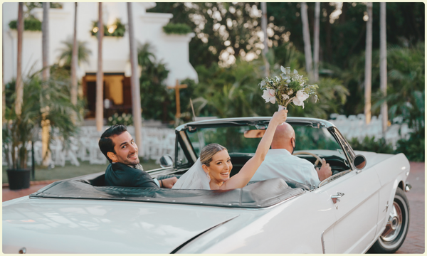 Mẹ cô dâu không nên ngồi trên xe rước dâu