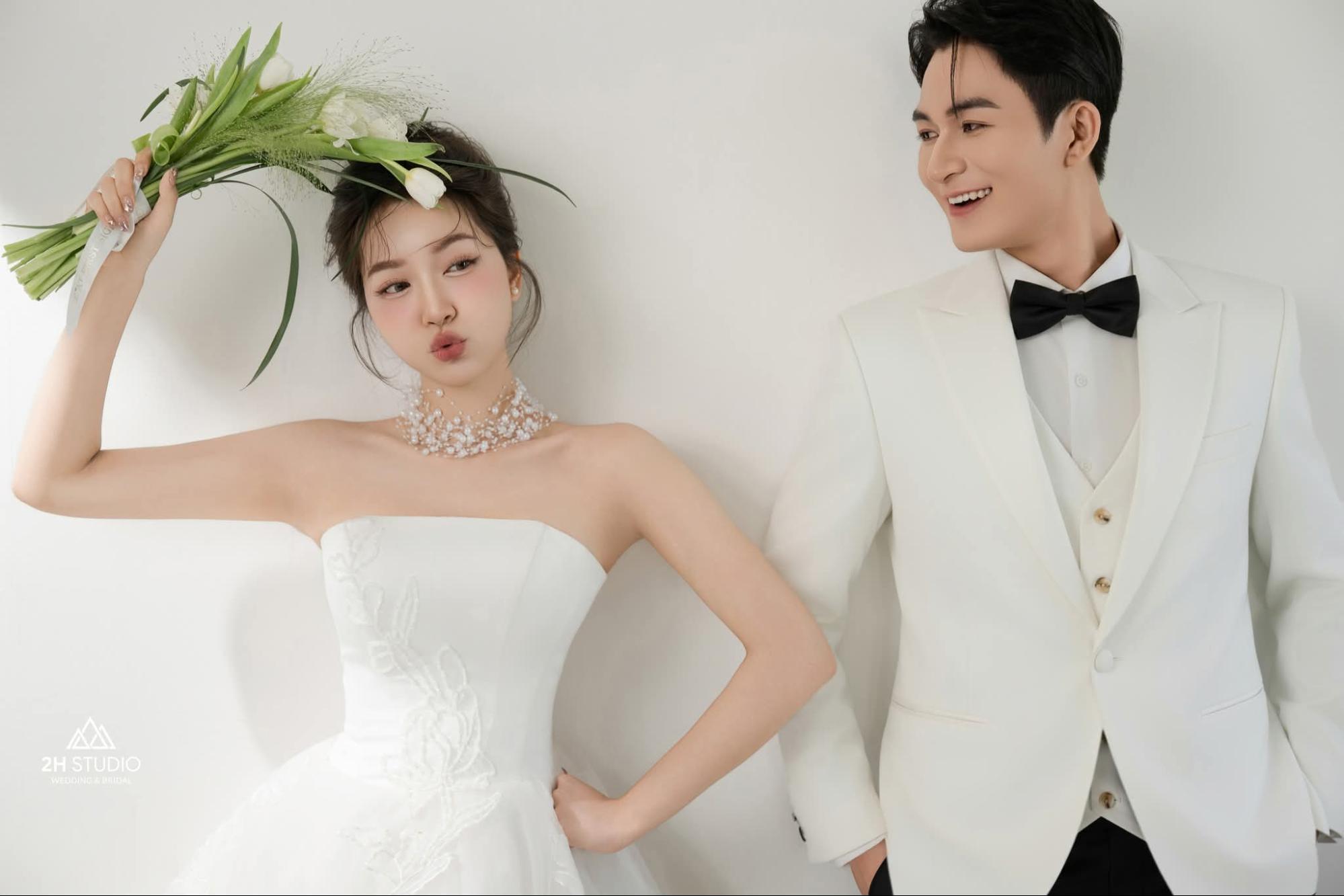 99+ concept chụp ảnh cưới nền trắng đẹp mê ly