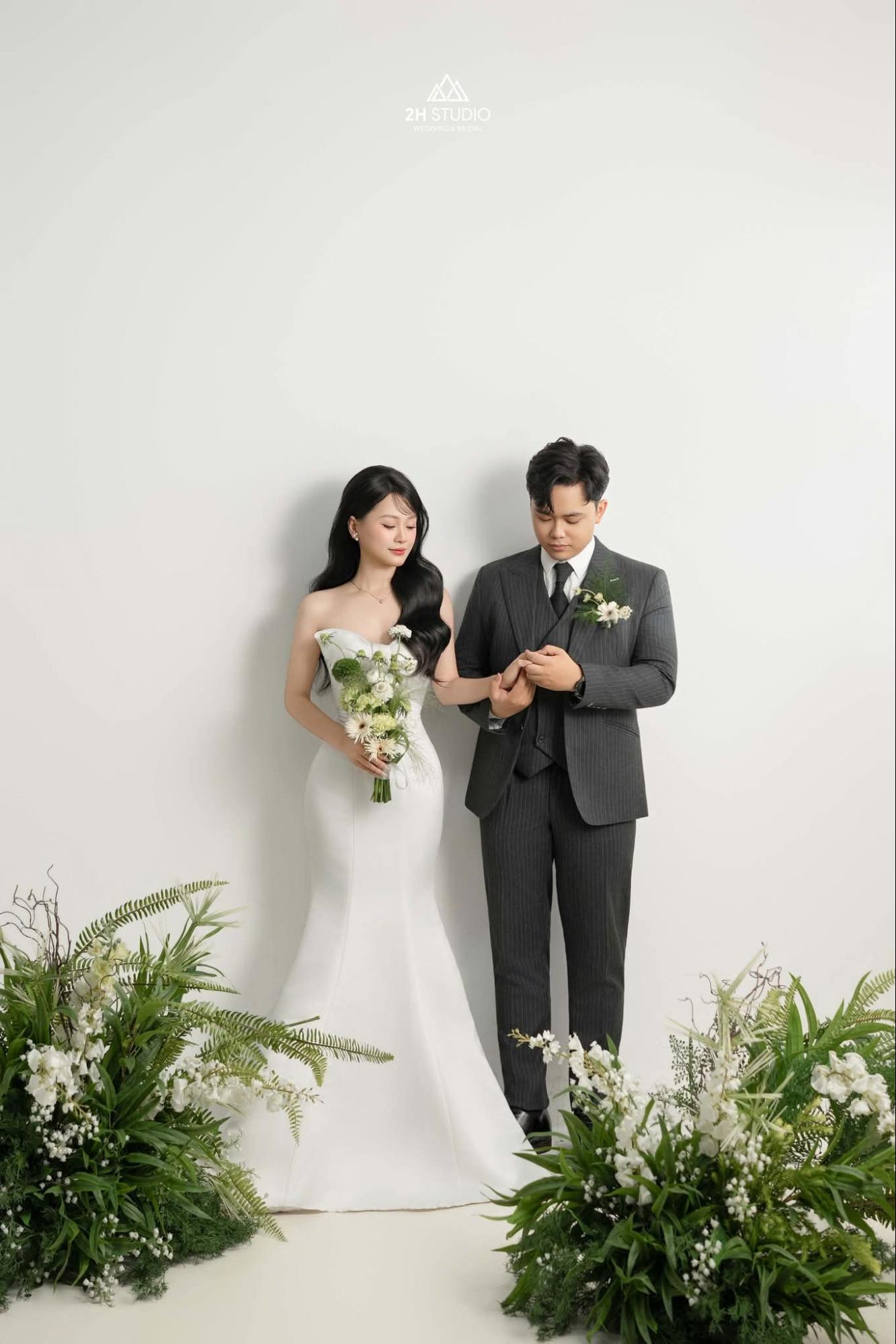 99+ concept chụp ảnh cưới nền trắng đẹp không thể bỏ qua