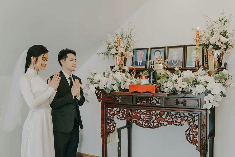 Ý nghĩa văn khấn gia tiên ngày cưới