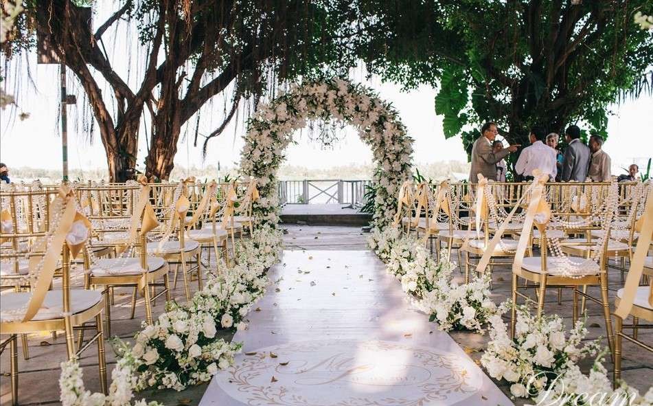 Kinh nghiệm tổ chức tiệc cưới ngoài trời