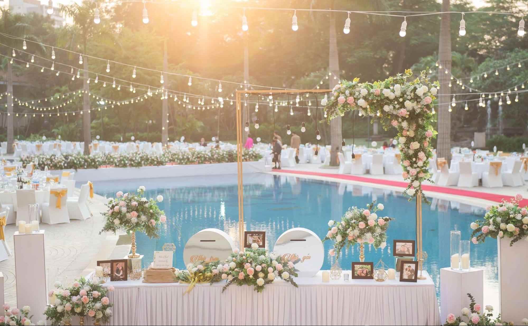 Lưu ý quan trọng khi trang trí tiệc cưới ngoài trời