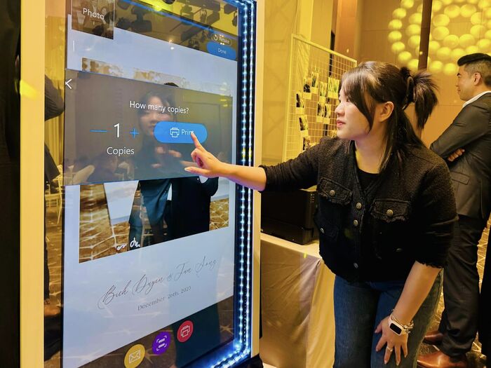 Photobooth đám cưới gương toàn thân