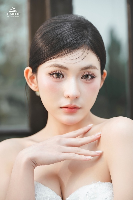 makeup cô dâu mùa hè