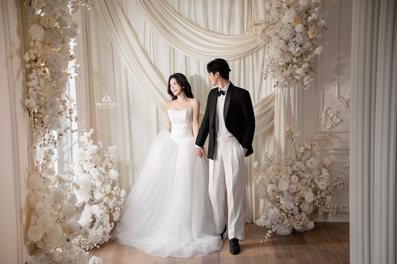 chọn concept cưới theo gam màu